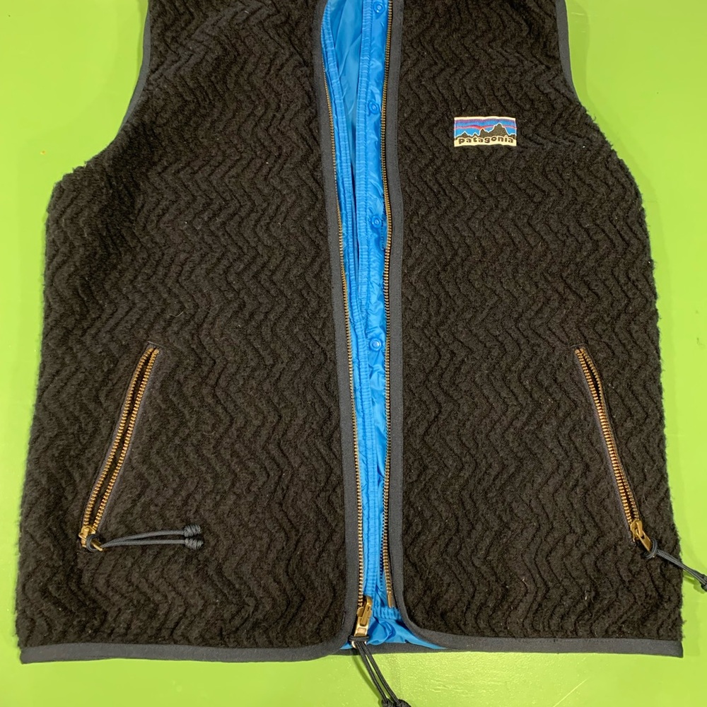 Rare- Patagonia Reversible Woolie Fleece Vest